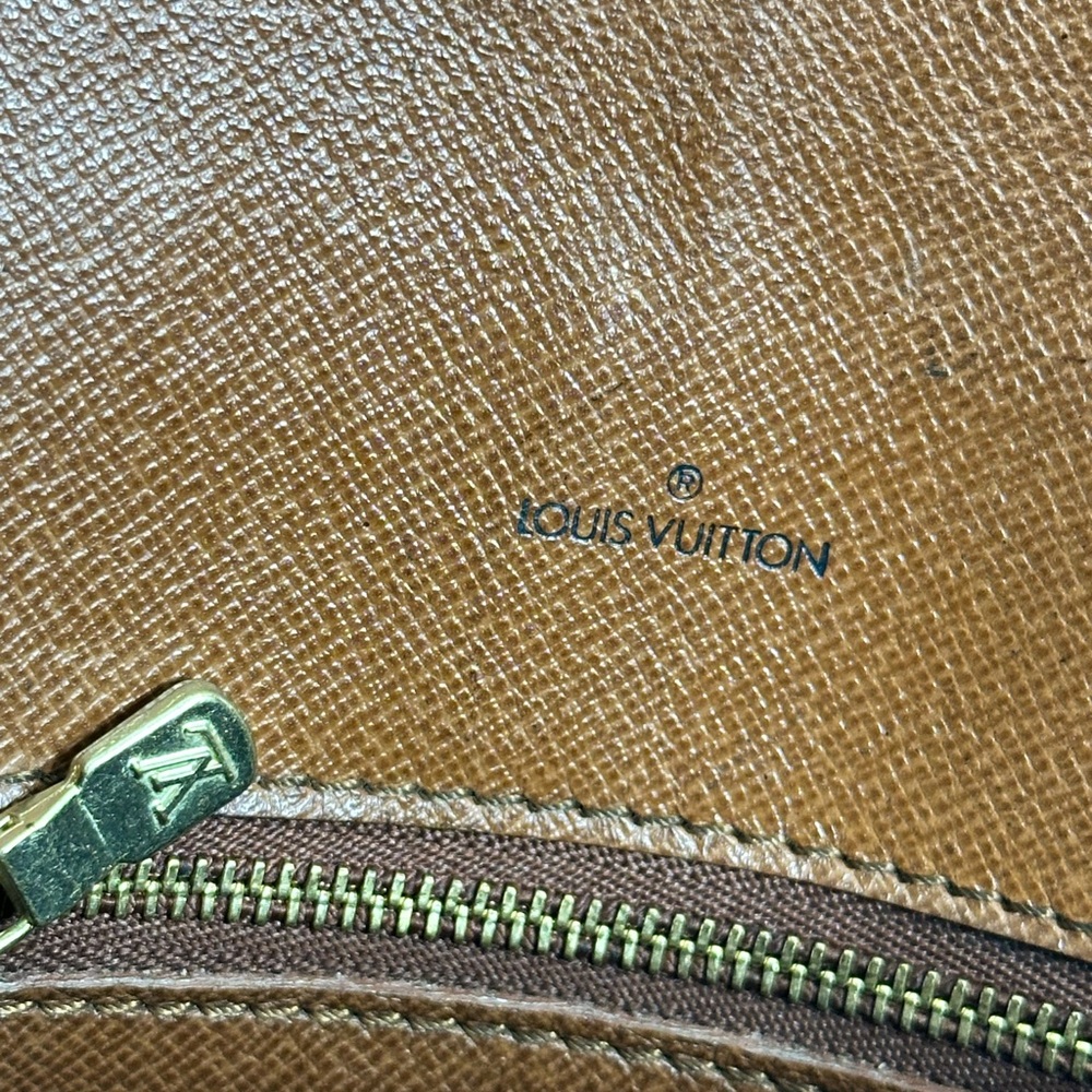 Louis Vuitton Crossbody Bag - Picture 10 of 11
